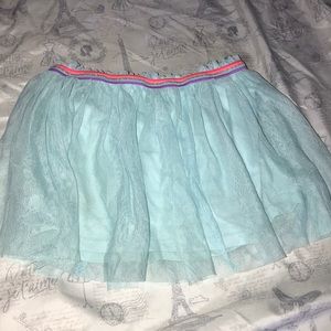 2 girl skirts